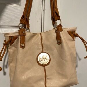 Michael Kors Cream Leather Shoulder Bag with Tan Trim